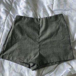 shorts with pattern
